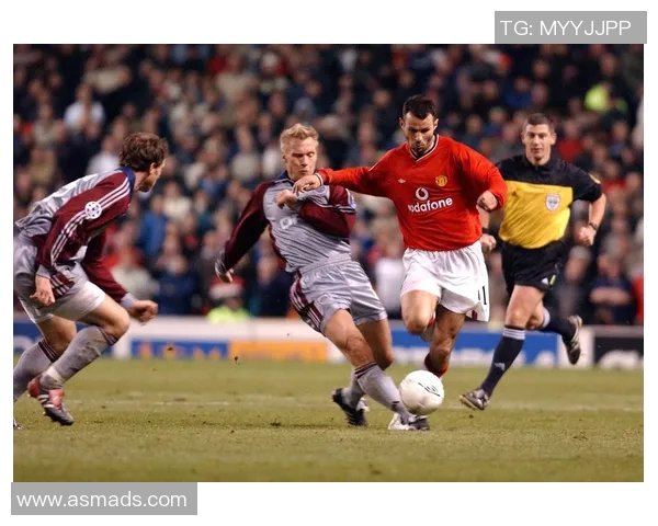 电脑壁纸中的足球传奇吉格斯精彩瞬间回顾与欣赏 电脑壁纸中的足球传奇吉格斯精彩瞬间回顾与欣赏