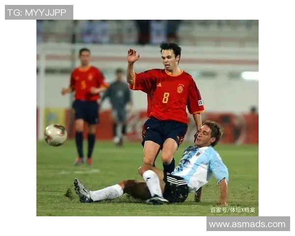 美国足球传奇人物的辉煌历程与纪念活动探讨